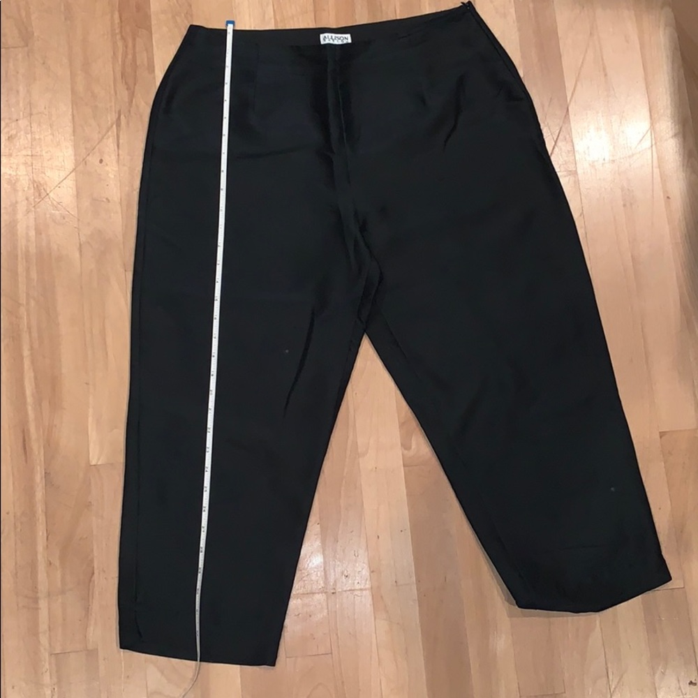 Silk Allison Taylor Capri trousers size